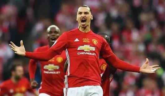 艇比赛中 艇比赛中